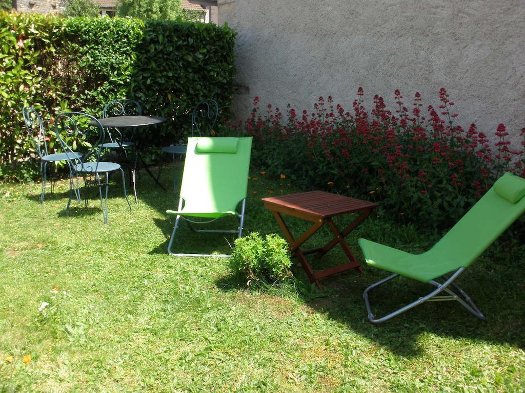 Logis Saint Martin Bed and Breakfast Magny-les-Villers Buitenkant foto