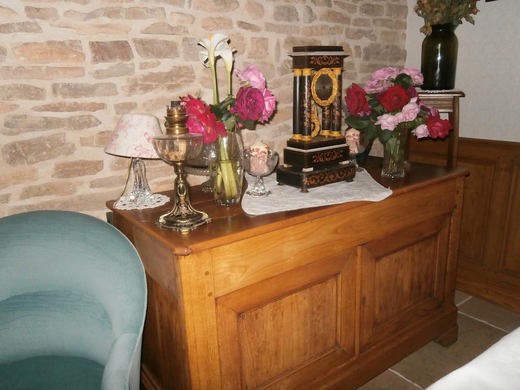 Logis Saint Martin Bed and Breakfast Magny-les-Villers Buitenkant foto